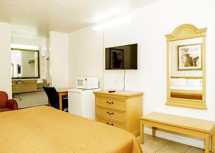 Lakeview Motel