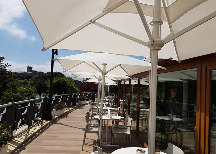 Hotel Faro De San Vicente