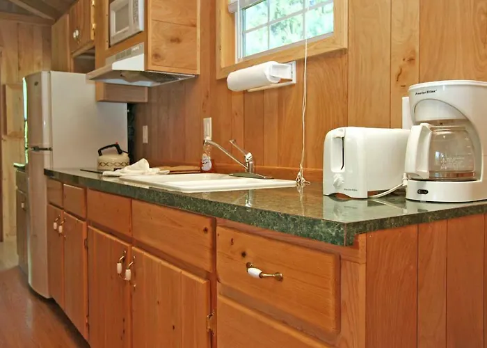 Robin Hill Camping Resort Premium Cottage 1