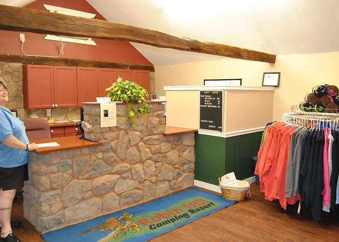 Robin Hill Camping Resort Premium Cottage 1