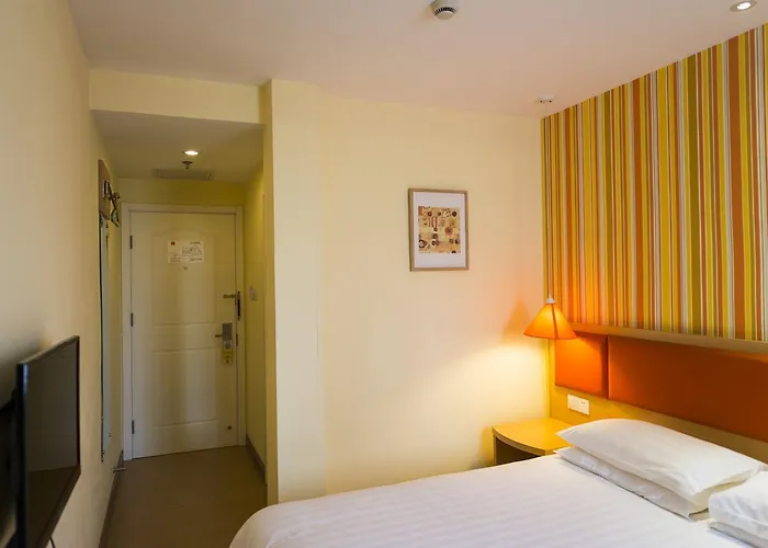 Home Inn Jining Guhuai Road