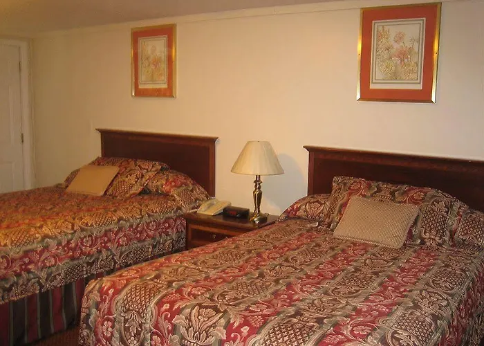 Yankee Village Motel
