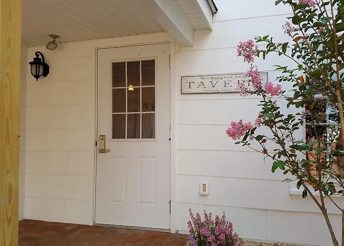 Washington Inn & Tavern
