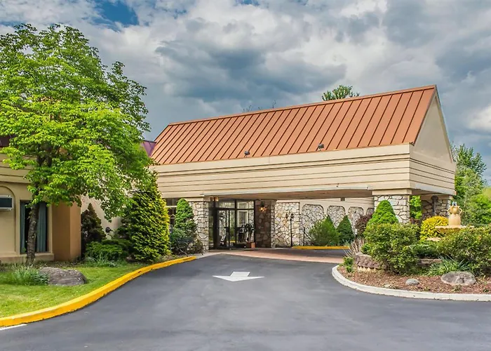 Fairbridge Inn & Suites Poconos