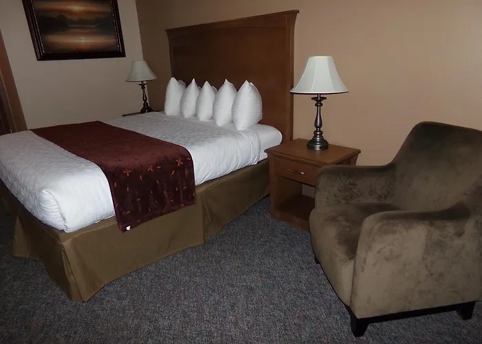 Cowlitz River Lodge