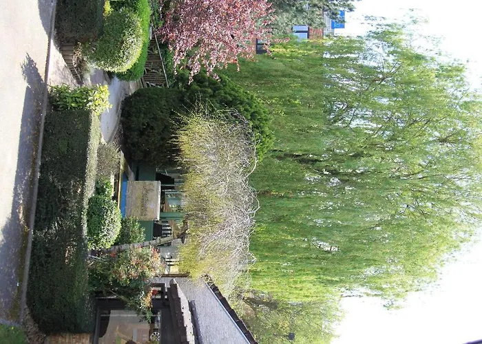 Logis Lhotel Restaurant Antony Verrieres Le Buisson