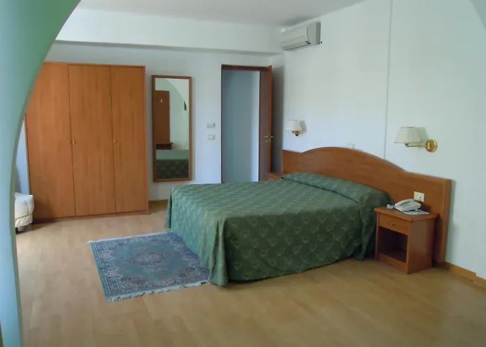 Mediterraneo Hotel