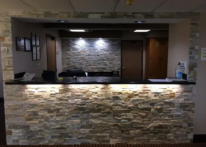 Super 8 By Wyndham Knoxville