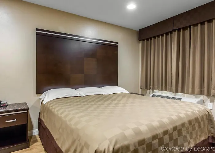 Rodeway Inn & Suites Chula Vista San Diego South