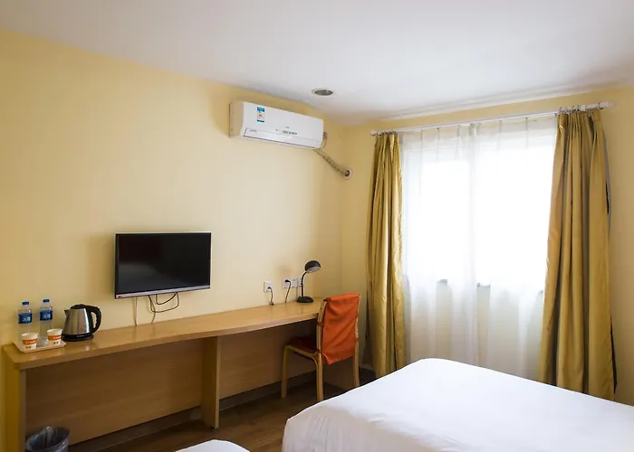 Home Inn Panjin Passenger Terminal