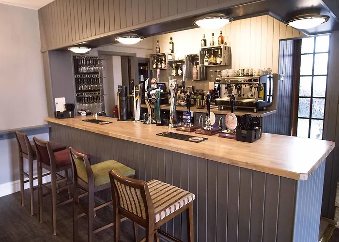 Longstone House Bed & Breakfast