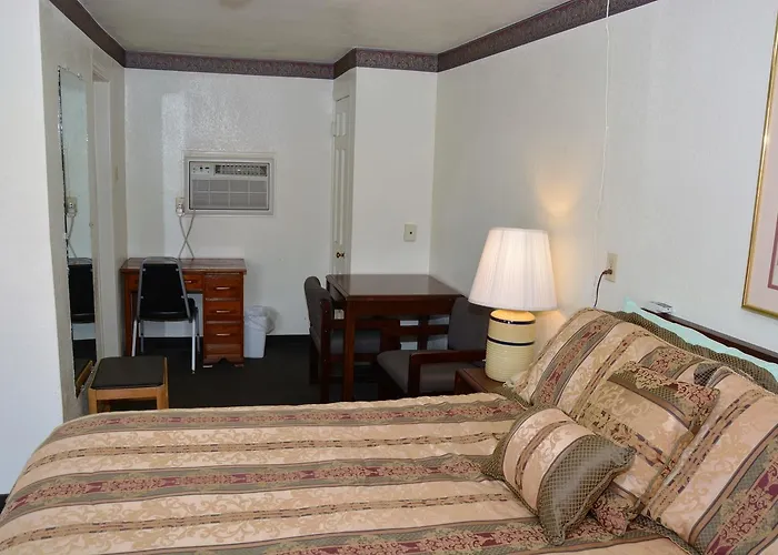 Budget Inn Of Brownfield