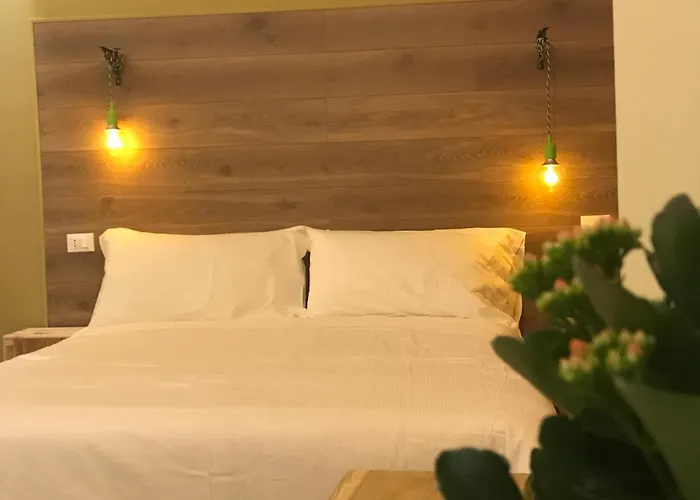 Hotel Raphael