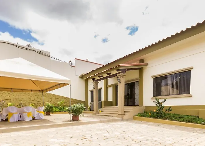 Hotel Frontera