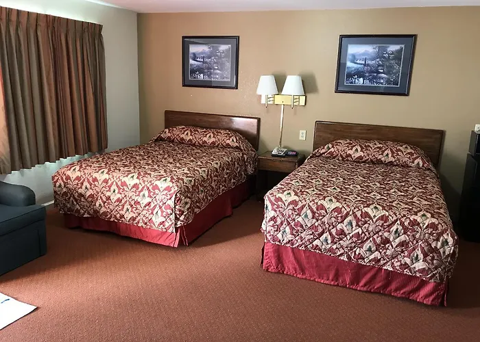 Travelers Inn