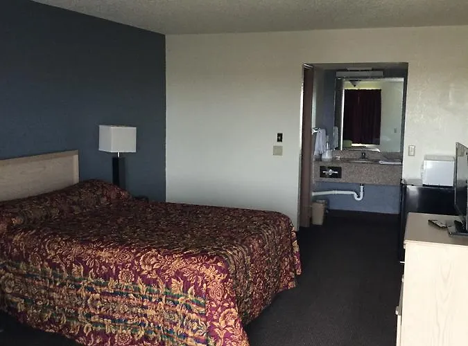 Country Inn Motel