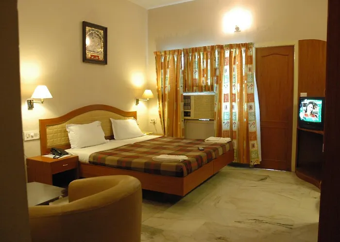 Hotel Saradharam
