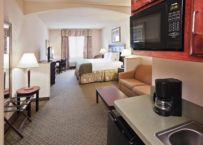 Holiday Inn Express Hotel And Suites Corsicana I-45 By Ihg
