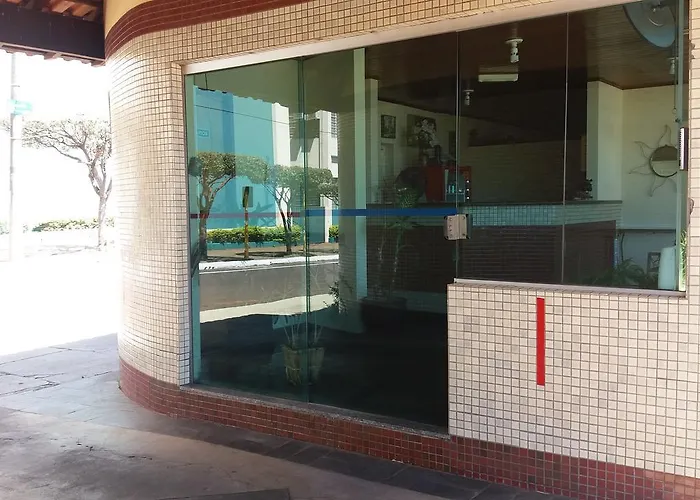 Falcon Hotel