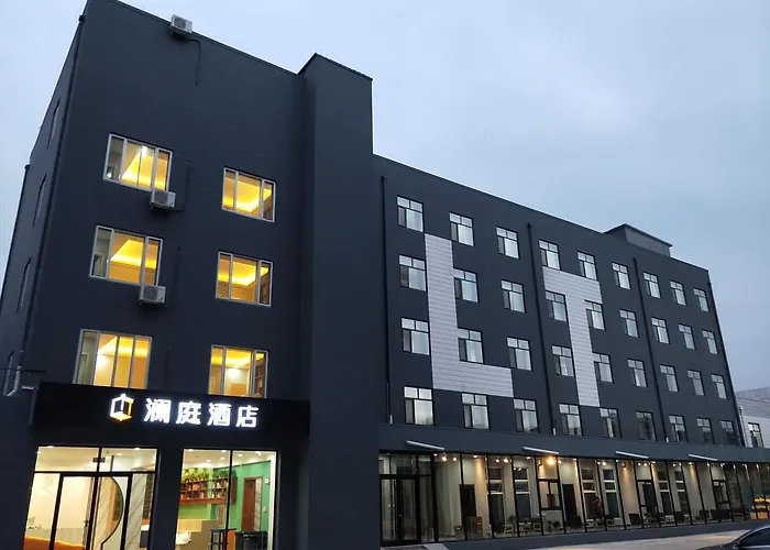Lantern Hotel