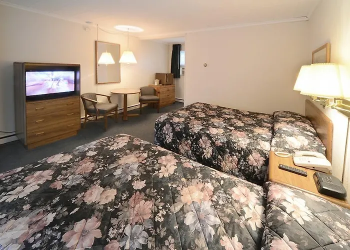 Turf And Spa Motel