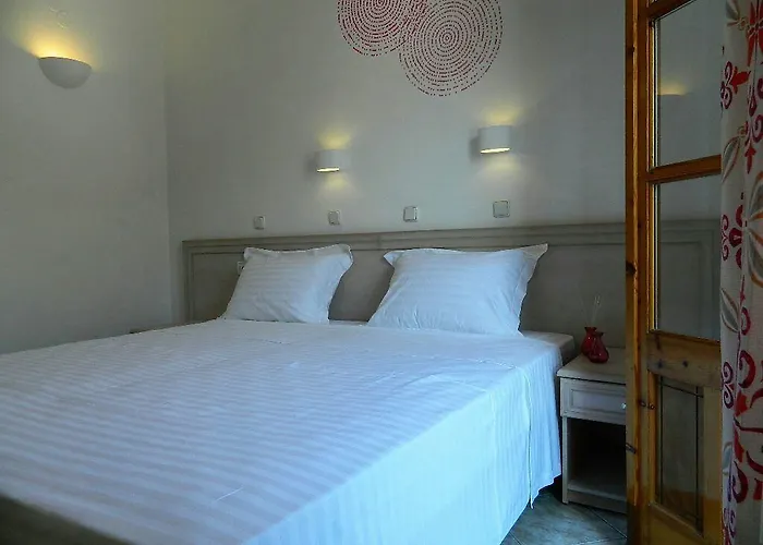 Armyra Hotel