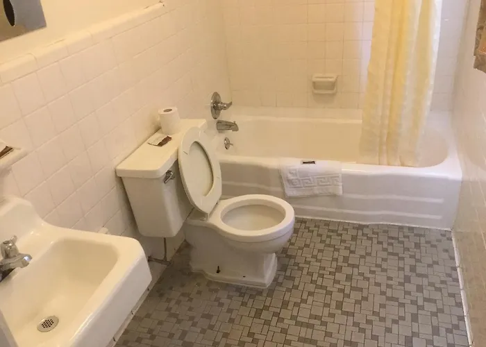 Budget Inn