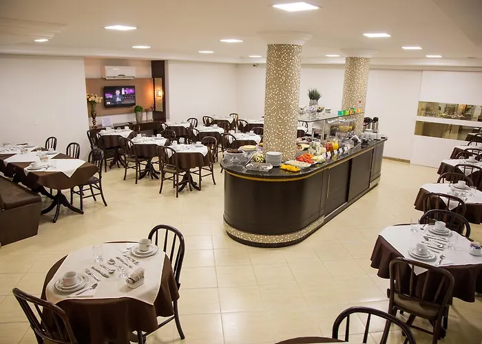Dois Vizinhos Palace Hotel