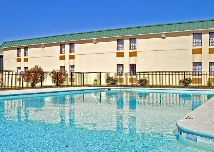 The Emerald House Hotel