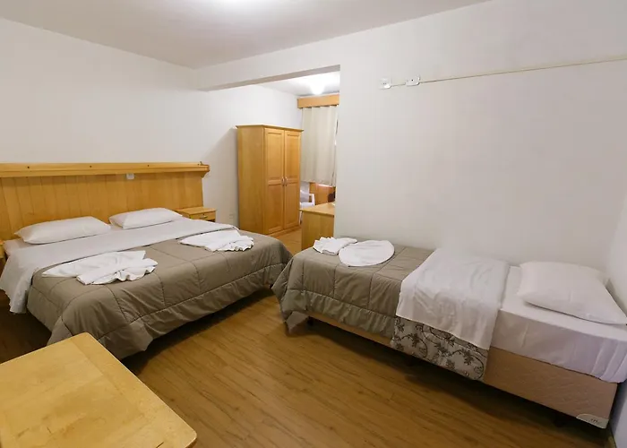 Hotel 13 Linden