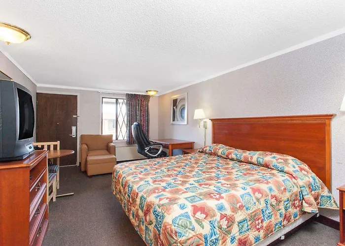 Knights Inn Toledo West