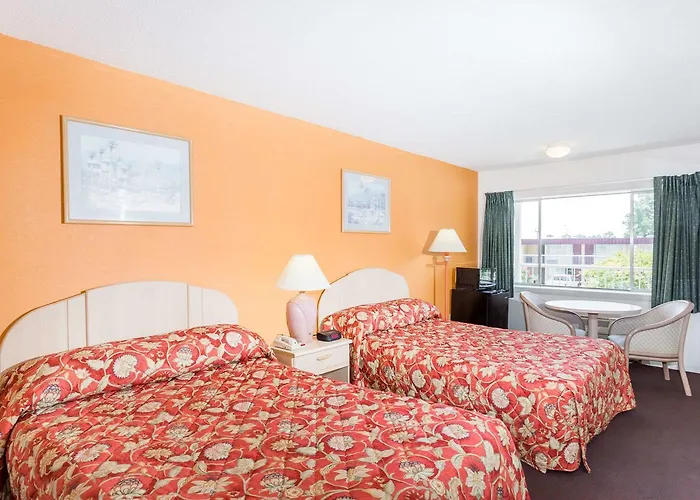 Bradbury Inn & Suites