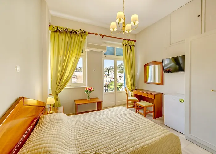 Hotel Halaris