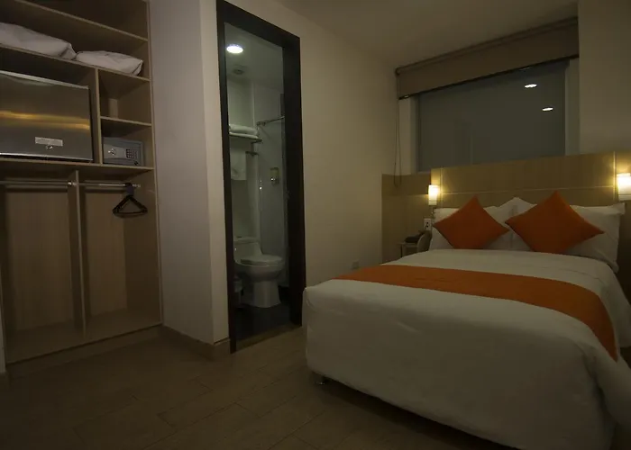 Hotel Granada Plaza
