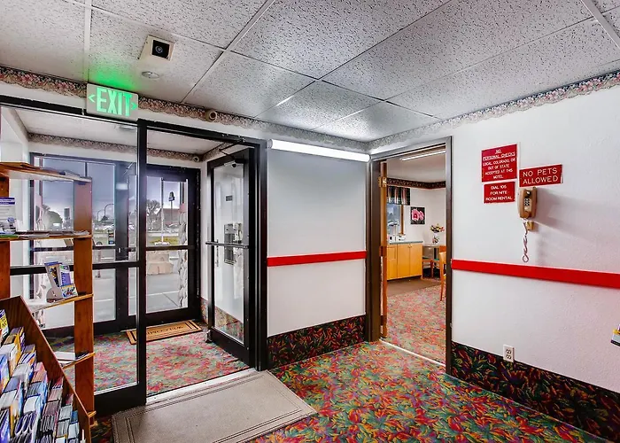 Motel 9