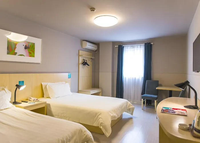 Magnolia Business Hotel Xining Railway Station Grand Cross Mojia Street