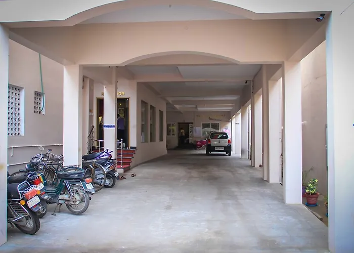 Hotel Sri Hayagriva