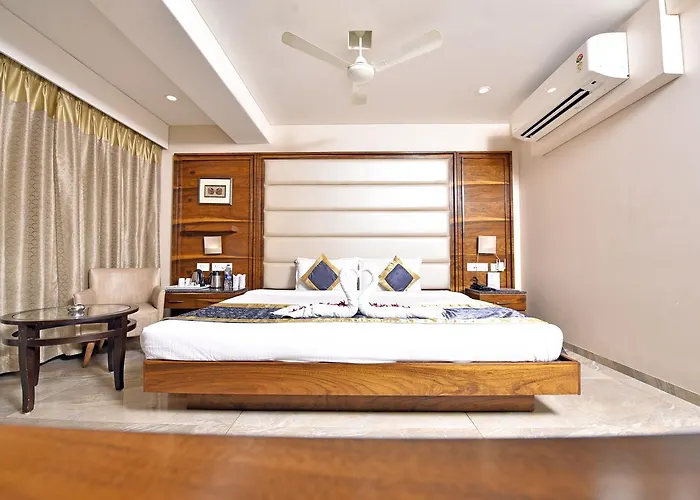 Hotel Amit Park International