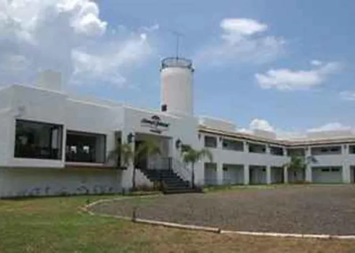 Howard Johnson Express Inn Ituzaingo