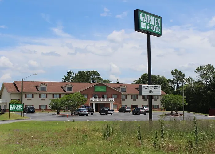 Garden Inn & Suites - Fitzgerald
