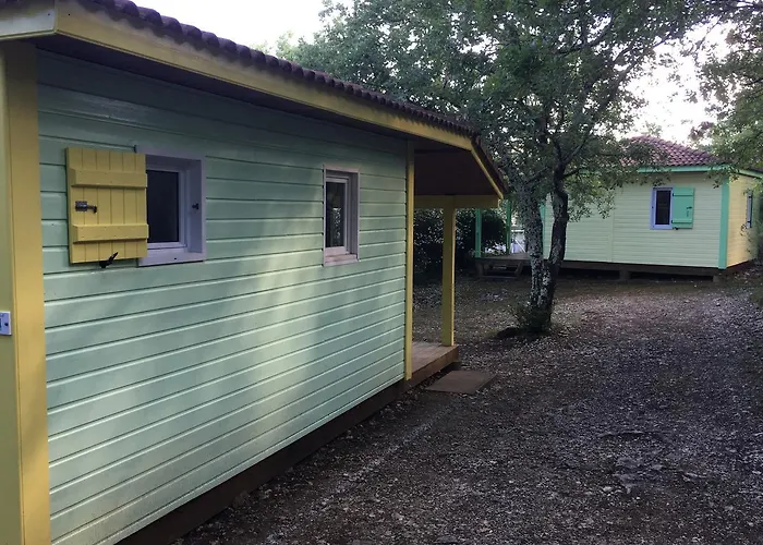 Camping Chalets Les Chenes Verts