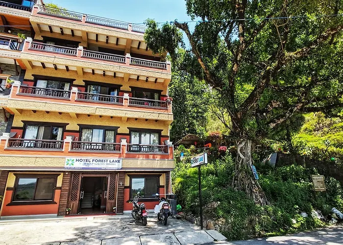 Hotel Forest Lake Backpackers' Hostel