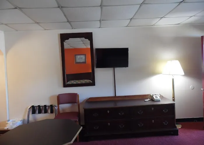 Tazewell Motel