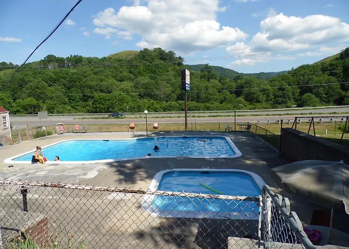 Tazewell Motel