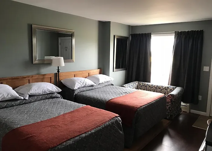 Anchor Motel And Suites