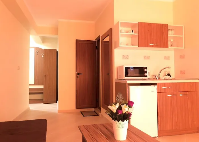 Sunny Paradise Family Hotel