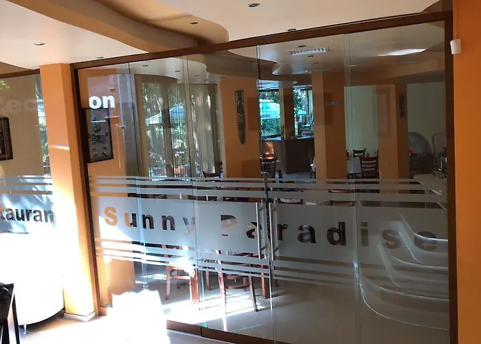 Sunny Paradise Family Hotel