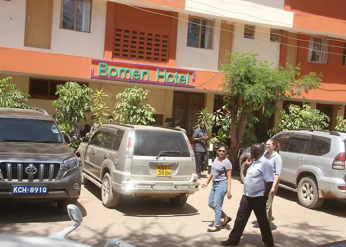 Bomen Hotel