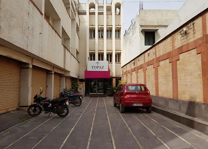 Topaz Hotel