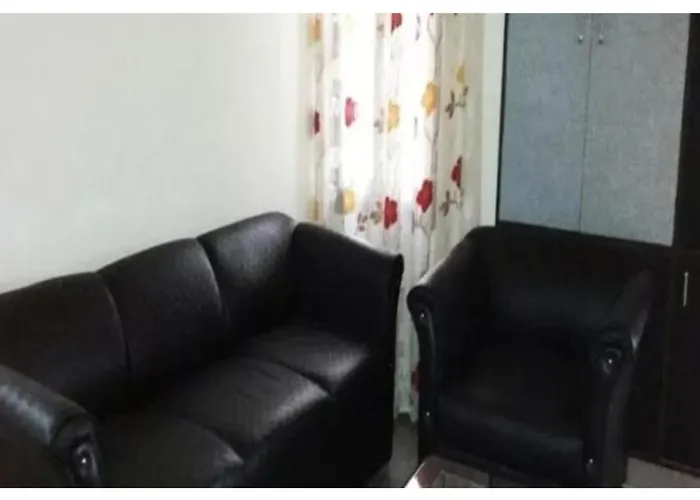 Wonderful Stay At The Mall Road